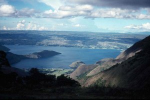 lake_toba_indonesia